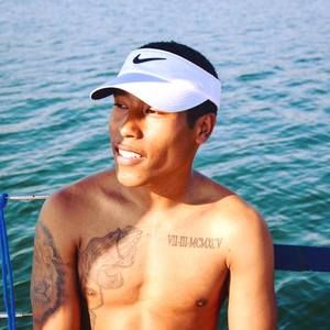 Meet your Posher, Paris